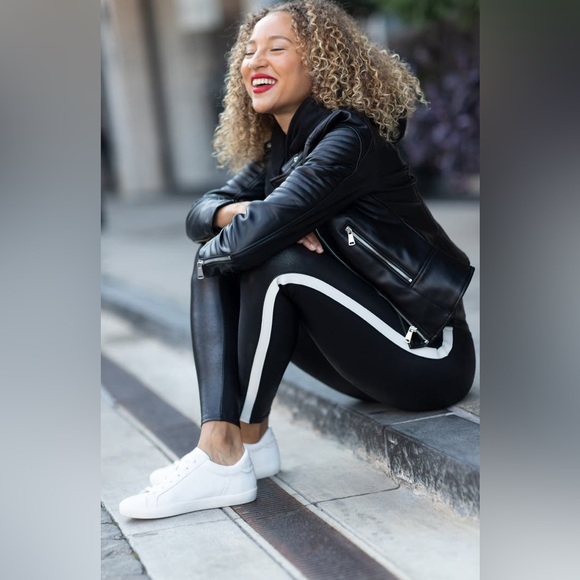 Spanx - Faux Leather Stripe Legging in Very Black/White size Large - Picture 2 of 10